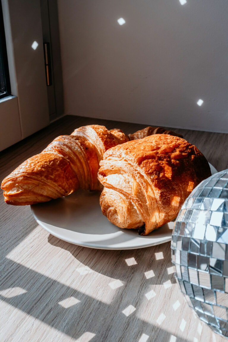 Petit-déjeuner Le Chat Léon – Hébergement Chalon sur Saone